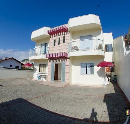 Residencial Zanir Apartman Penha  Kültér fotó